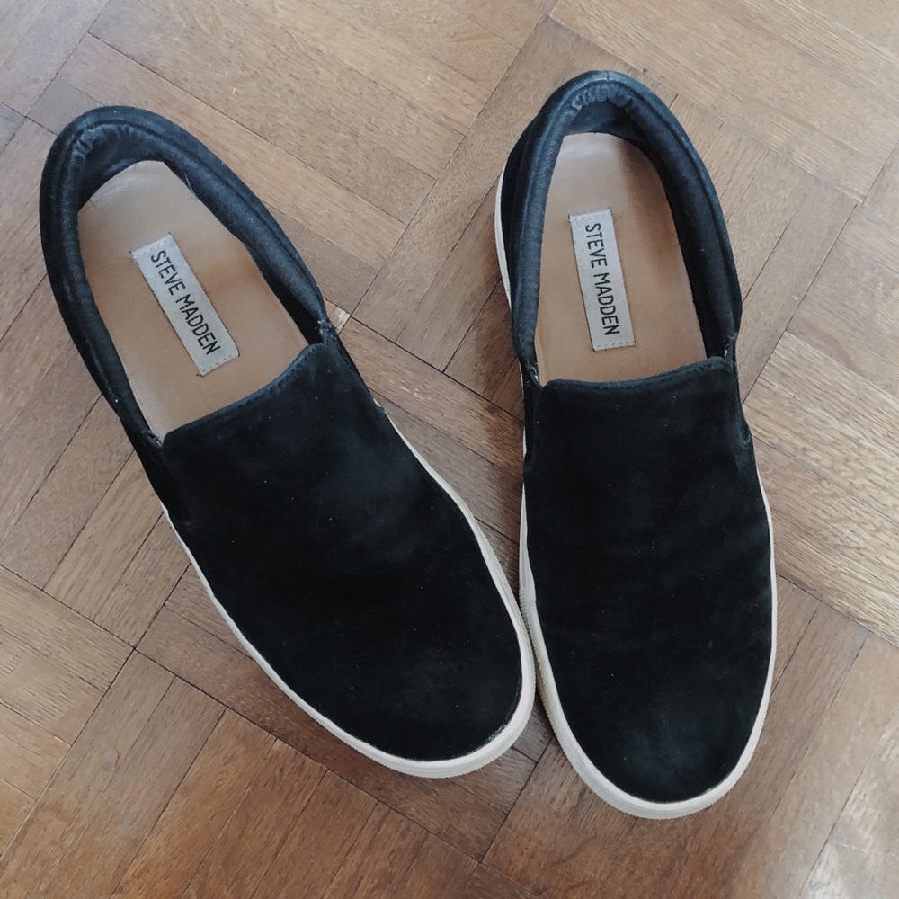 Steve Madden Velvet Sneakers